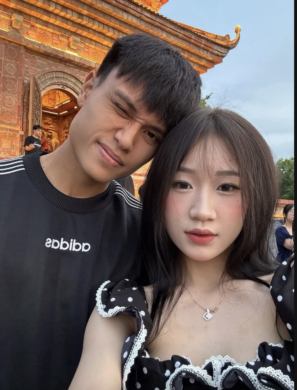 Bạn gái tiền vệ U23 Việt Nam gây sốt TikToker Gen Z sở hữu 3,7 triệu follow 8